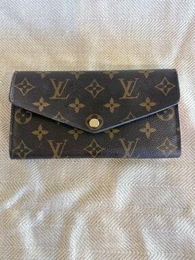 Louis Vuitton Monogram Canvas Flap Wallet - Brown with Pink interior